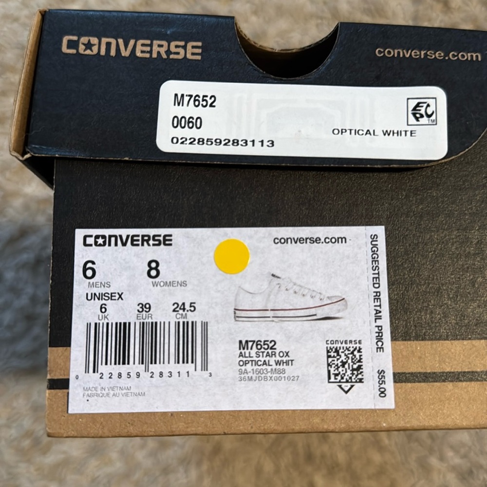 Women’s Converse All Star White Canvas shoes size 8